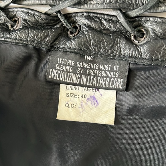 Leather Motorcycle Vest - Picture 6 of 6